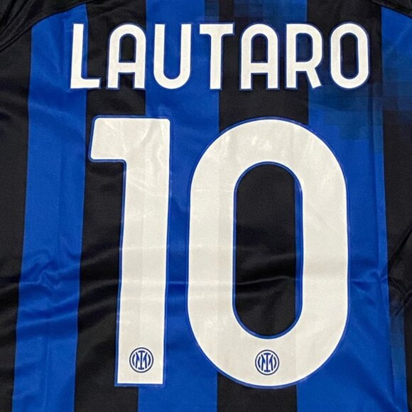 Italy Italia Inter Milan Lautaro Martínez ( EL TORO - THE BULL ) Jersey # 10 - Picture 3 of 10